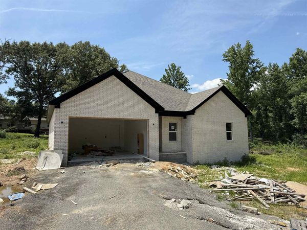 531 Madeleine Circle , Austin, AR 72007
