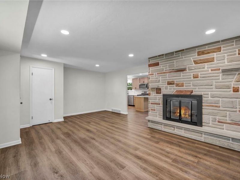 8455 W Ridge Road , Elyria, OH 44035 Photo 14