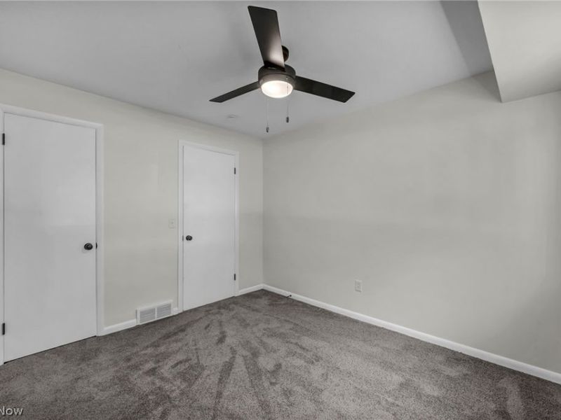 8455 W Ridge Road , Elyria, OH 44035 Photo 24