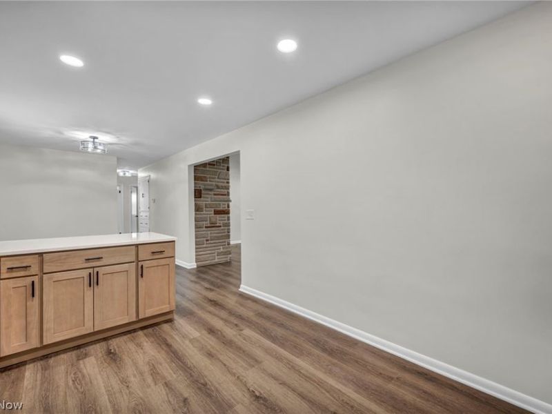 8455 W Ridge Road , Elyria, OH 44035 Photo 7