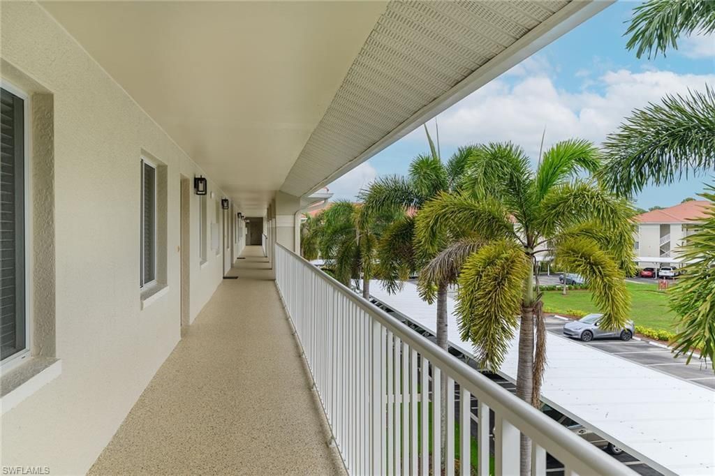 1100 Eastham Way, Unit A302, Naples, FL 34104 Photo