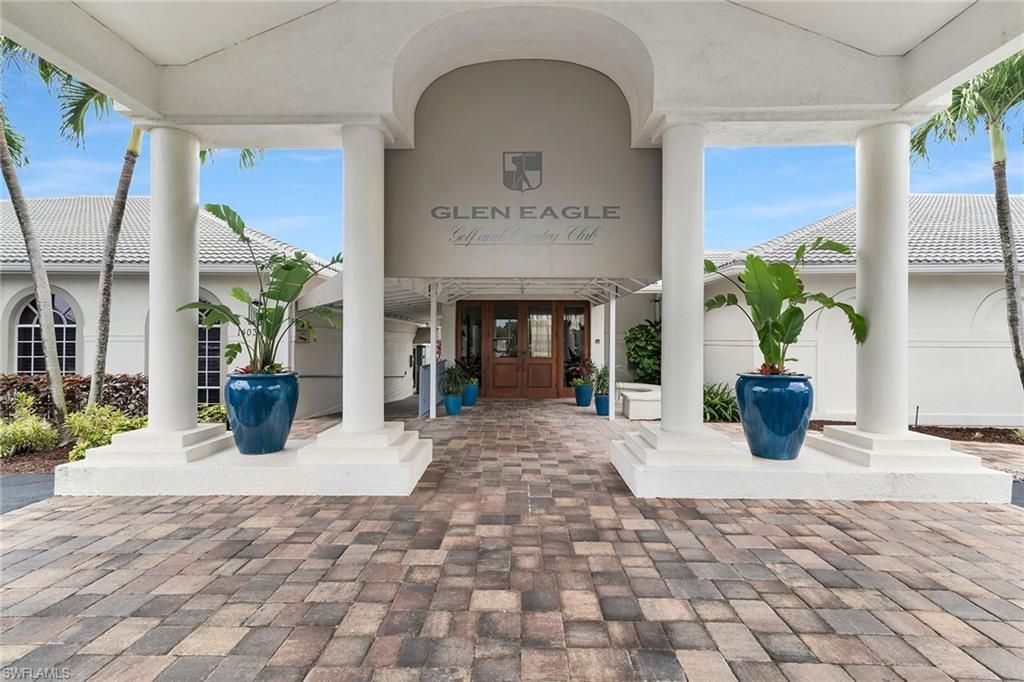 1100 Eastham Way, Unit A302, Naples, FL 34104 Photo