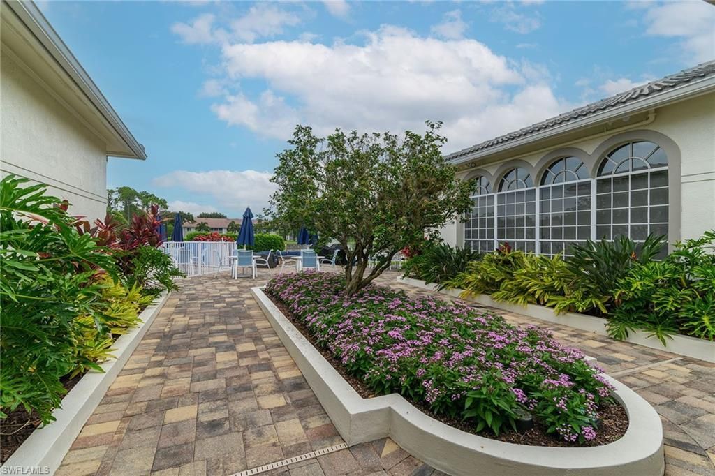 1100 Eastham Way, Unit A302, Naples, FL 34104 Photo
