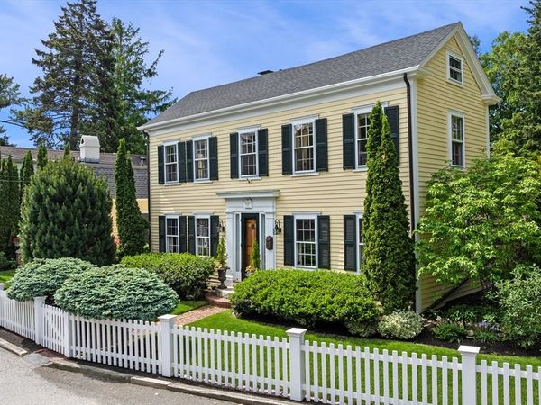 27 Waldron Street, Marblehead, MA 01945