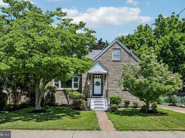 311 FARNER AVENUE, BURLINGTON, NJ 08016
