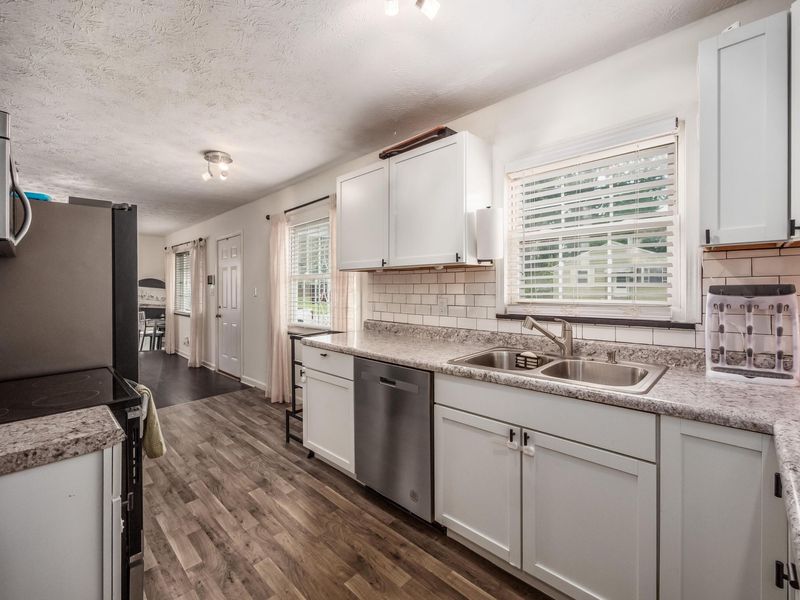 3780 Doney Street, Whitehall, OH 43213 Photo 9