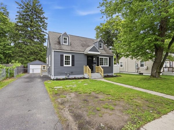 111 Breckwood Blvd, Springfield, MA 01119