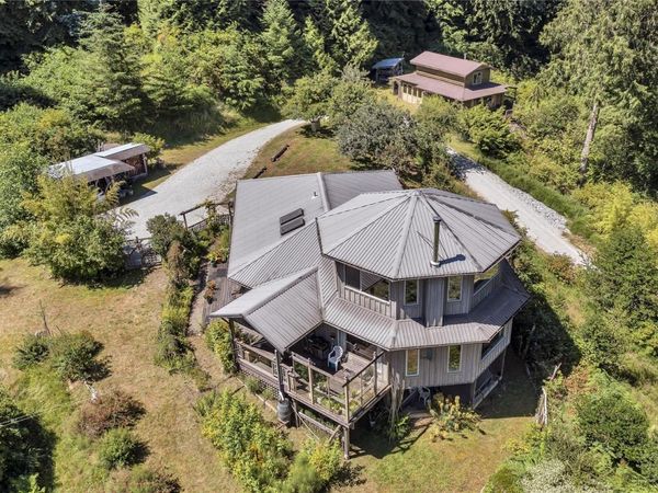 412 Isabella Point Rd , Salt Spring, BC V8K 1V4