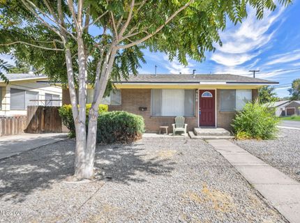 908 12th Street, Sparks, NV 89431 Photo