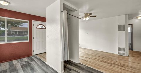 908 12th Street, Sparks, NV 89431 Photo