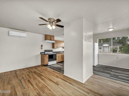 908 12th Street, Sparks, NV 89431 Photo