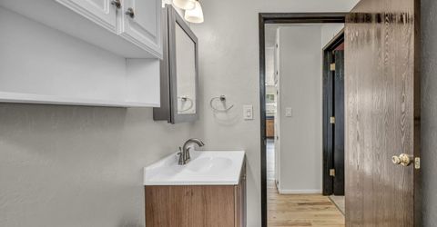 908 12th Street, Sparks, NV 89431 Photo