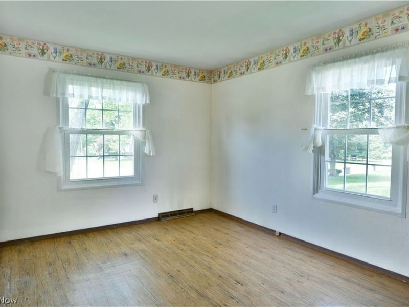 566 Greenleaf Avenue NE, Warren, OH 44484 Photo 18
