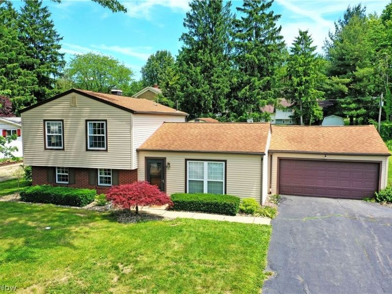 566 Greenleaf Avenue NE, Warren, OH 44484 Photo 3