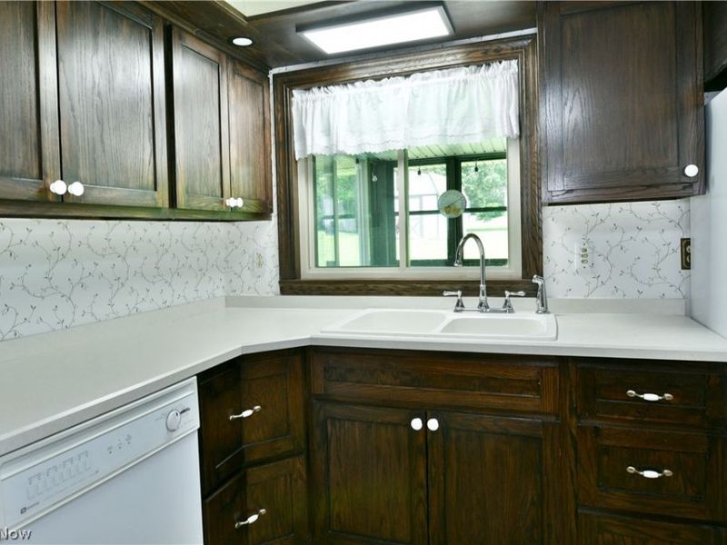 566 Greenleaf Avenue NE, Warren, OH 44484 Photo 33