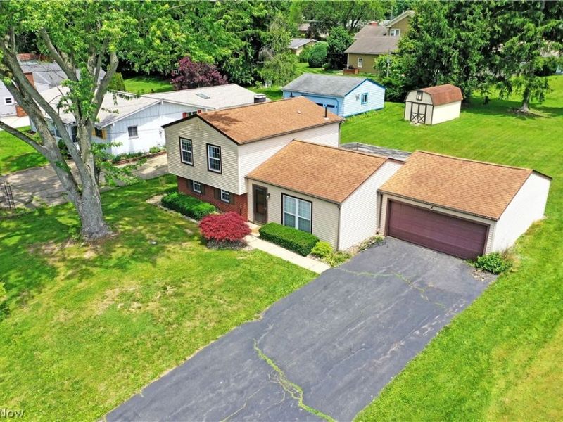 566 Greenleaf Avenue NE, Warren, OH 44484 Photo 4