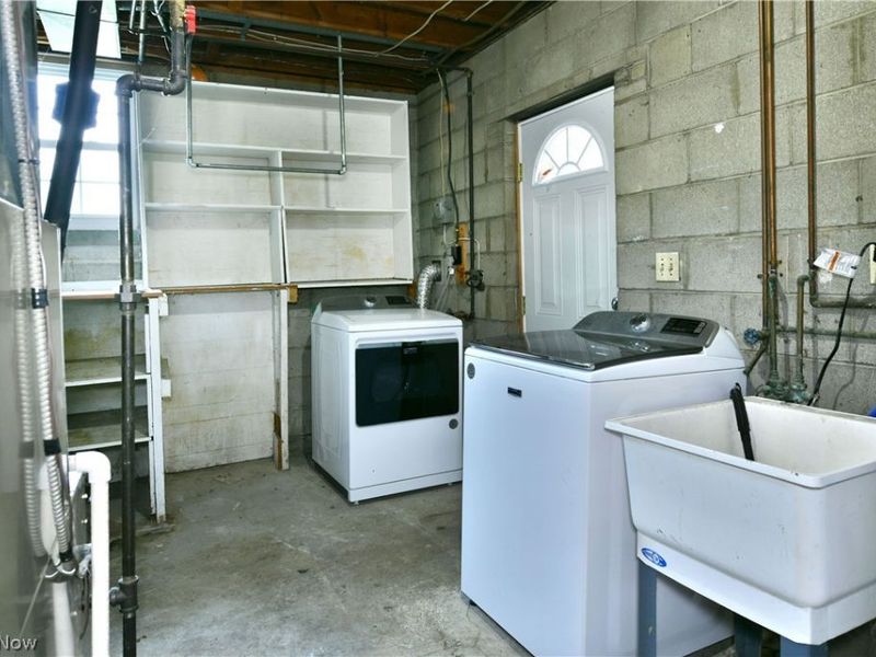 566 Greenleaf Avenue NE, Warren, OH 44484 Photo 40