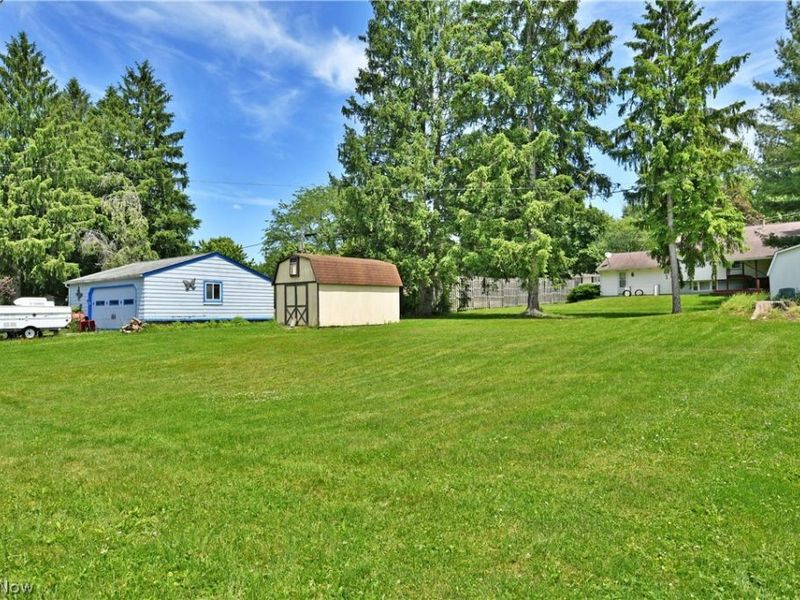 566 Greenleaf Avenue NE, Warren, OH 44484 Photo 45