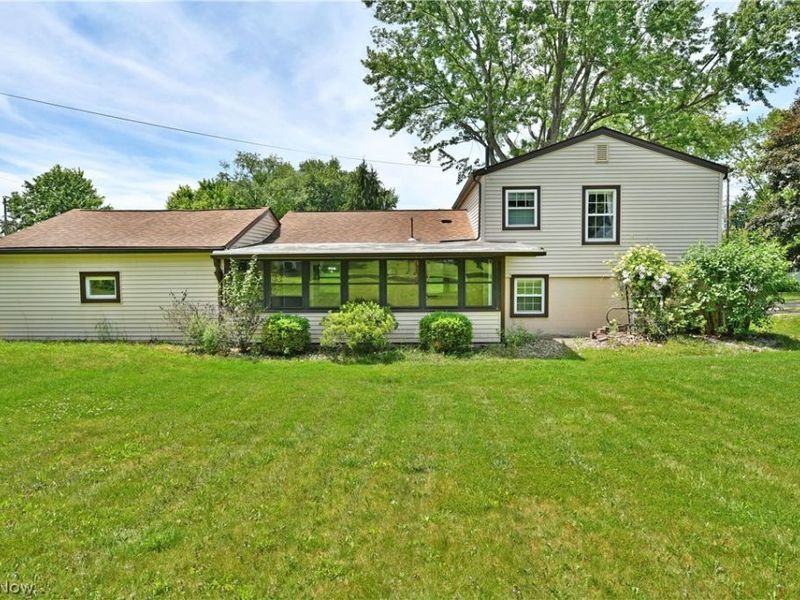 566 Greenleaf Avenue NE, Warren, OH 44484 Photo 46