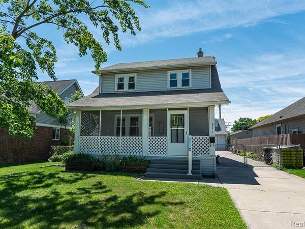 22612 Arcadia Street, St. Clair Shores, MI 48082