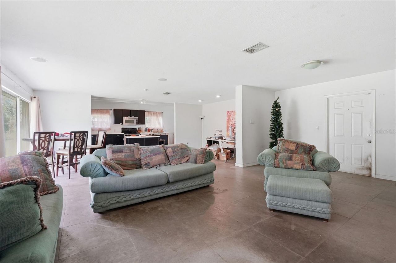 832 S Parsons Avenue , Brandon, FL 33511 Photo