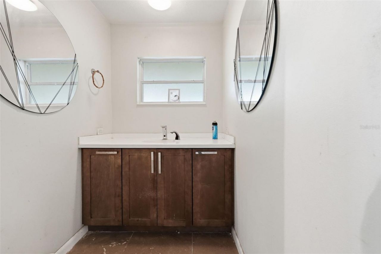 832 S Parsons Avenue , Brandon, FL 33511 Photo