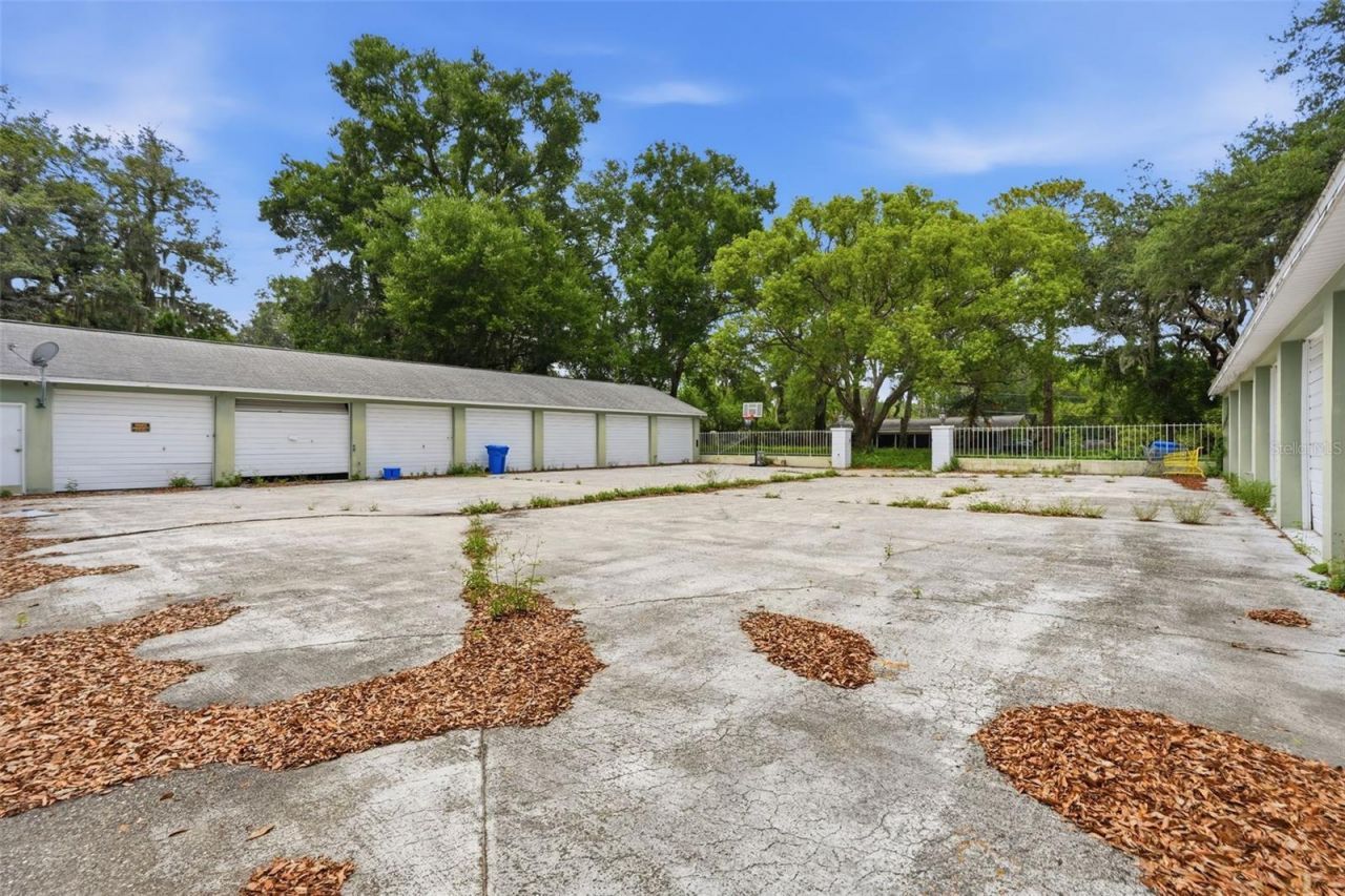 832 S Parsons Avenue , Brandon, FL 33511 Photo