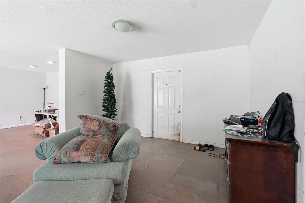 832 S Parsons Avenue , Brandon, FL 33511 Photo