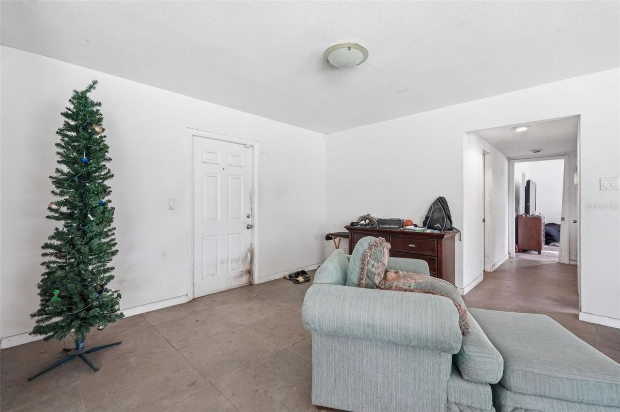 832 S Parsons Avenue , Brandon, FL 33511 Photo