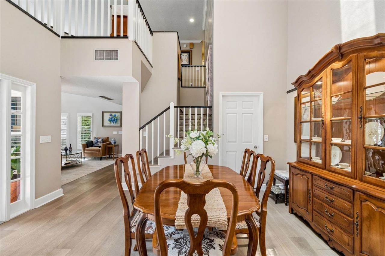 3133 Lake Ellen Drive, Tampa, FL 33618 Photo
