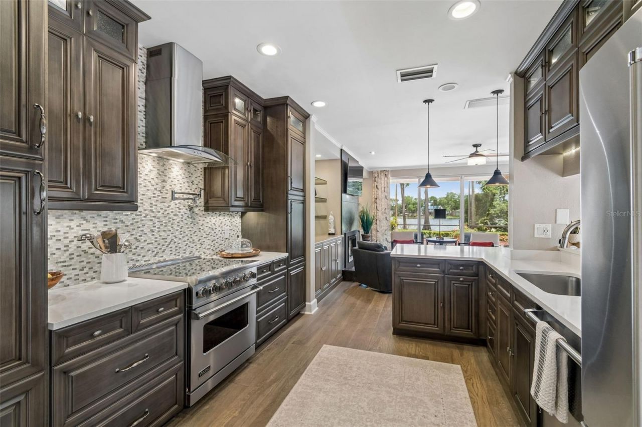 3133 Lake Ellen Drive, Tampa, FL 33618 Photo