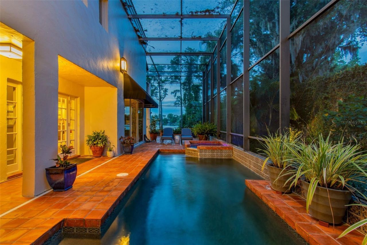 3133 Lake Ellen Drive, Tampa, FL 33618 Photo