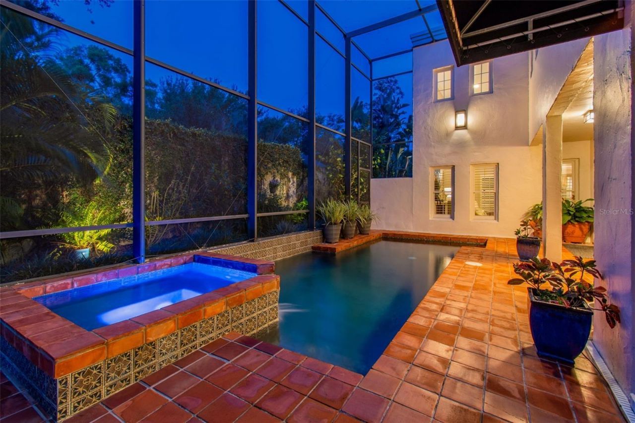 3133 Lake Ellen Drive, Tampa, FL 33618 Photo