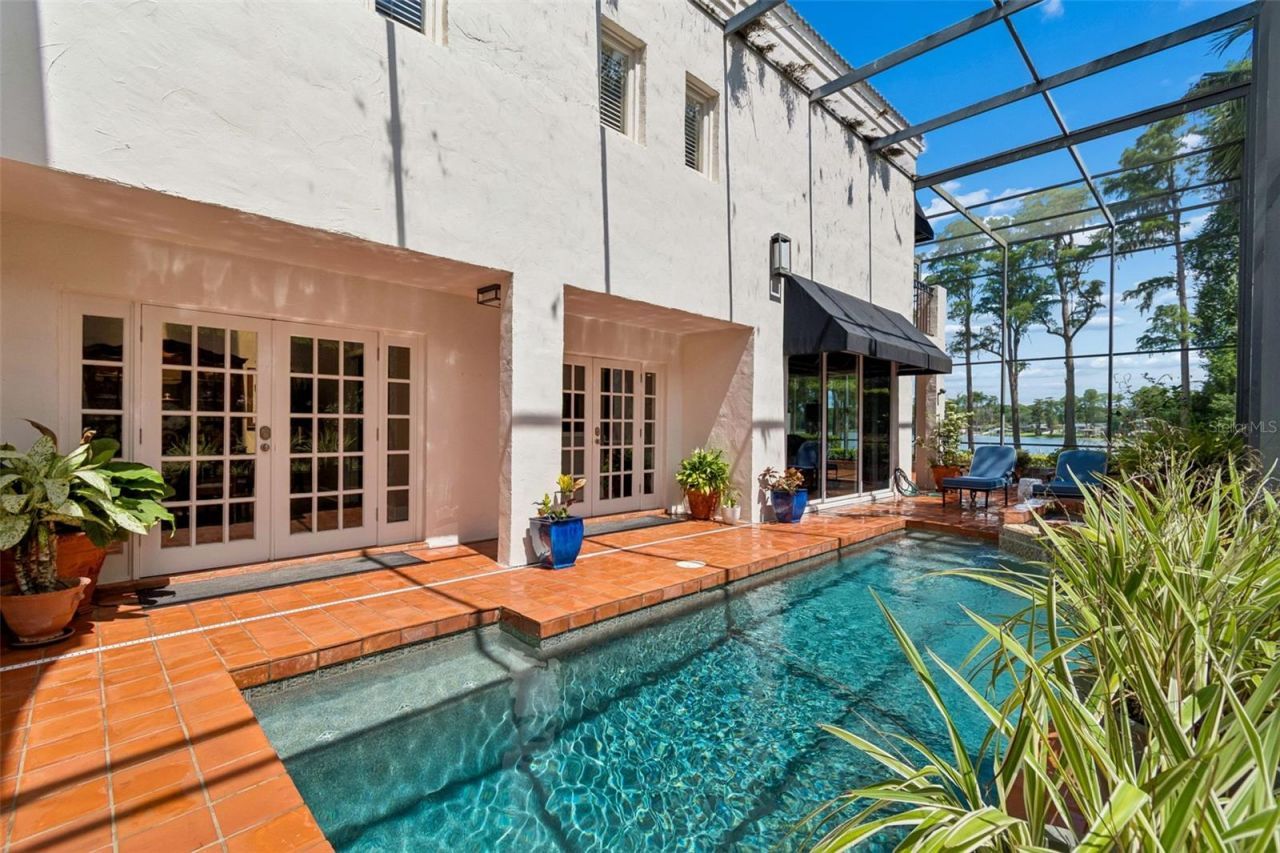 3133 Lake Ellen Drive, Tampa, FL 33618 Photo