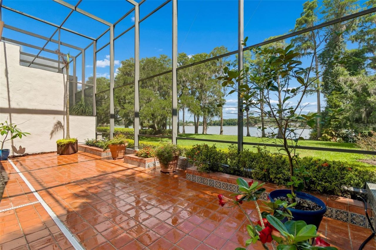 3133 Lake Ellen Drive, Tampa, FL 33618 Photo