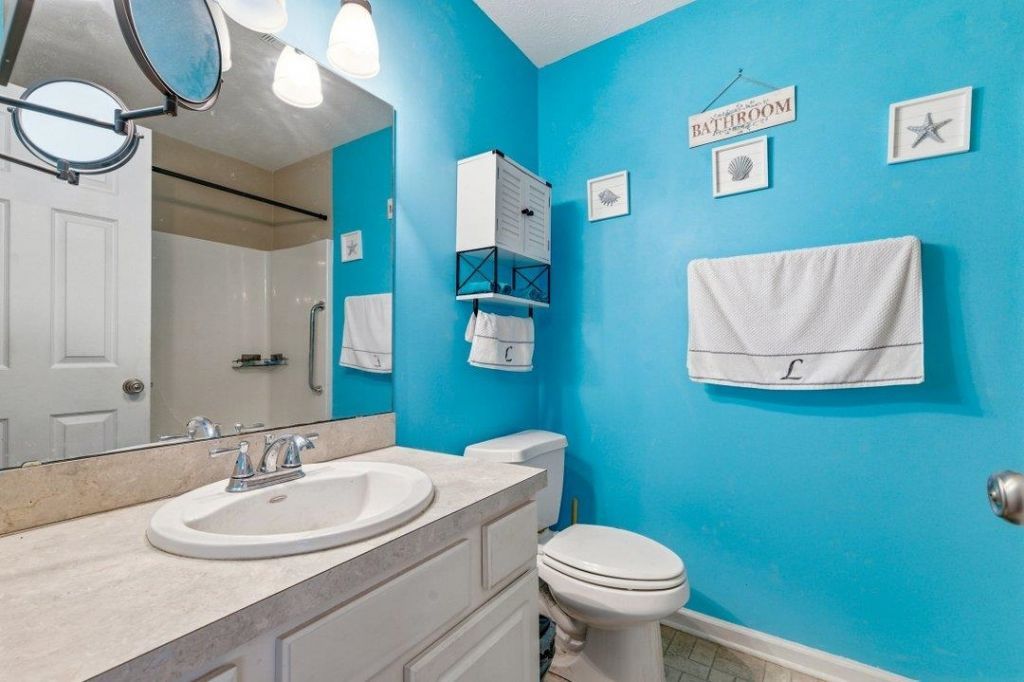 2902 Silver Leaf Circle  Photo 11