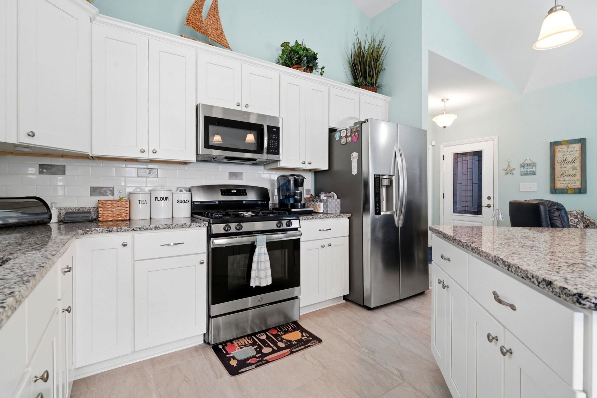 4350 Grande Harbour Blvd.  Photo 11