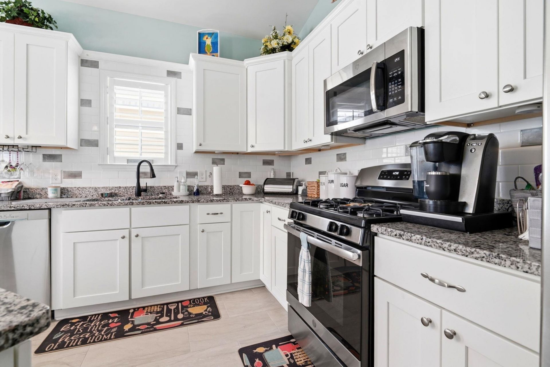 4350 Grande Harbour Blvd.  Photo 13