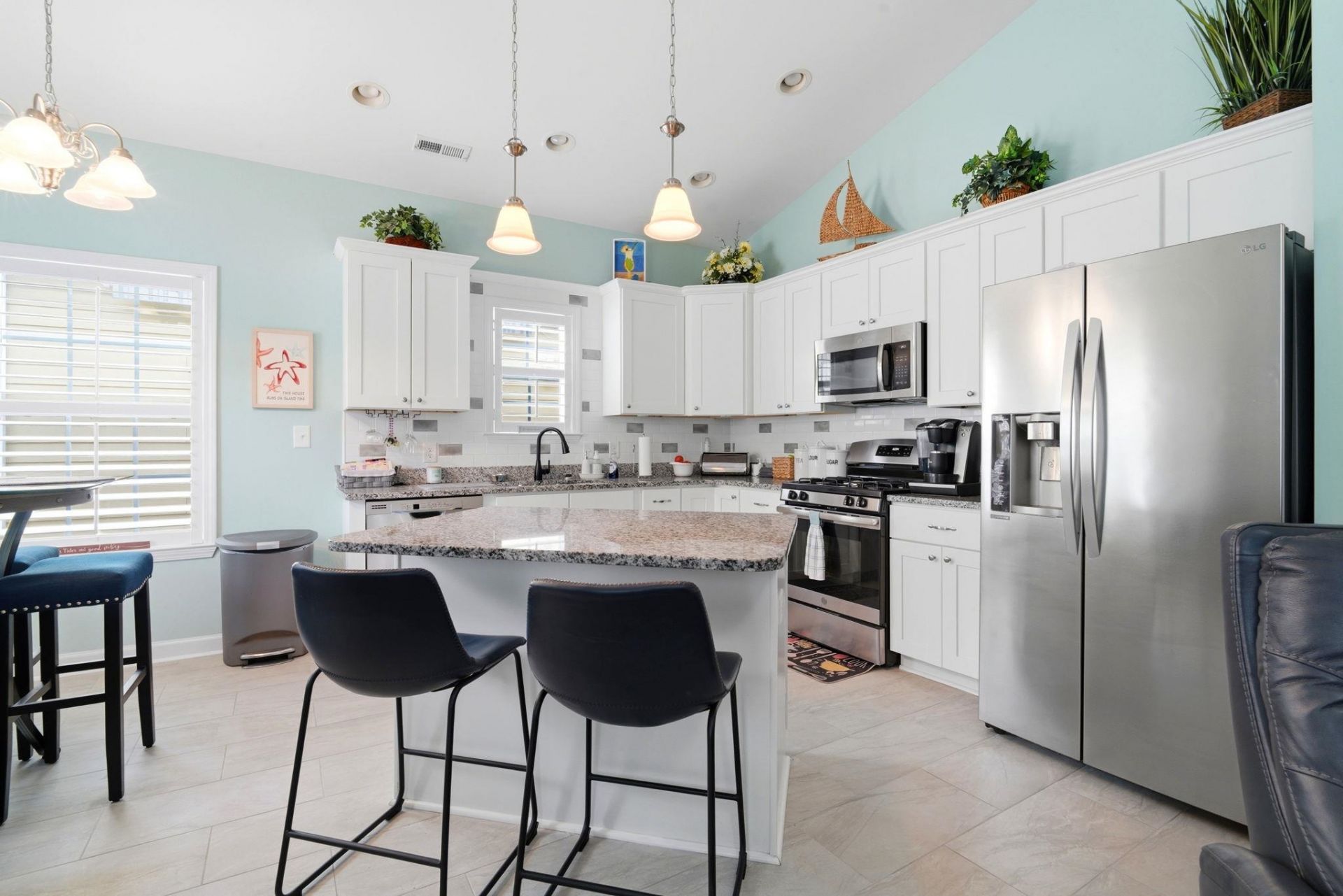 4350 Grande Harbour Blvd.  Photo 7