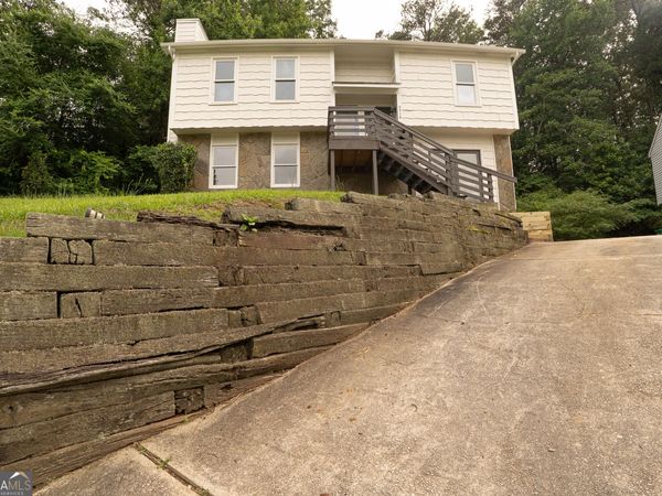 3318 Maison Court, Lithonia, GA 30038