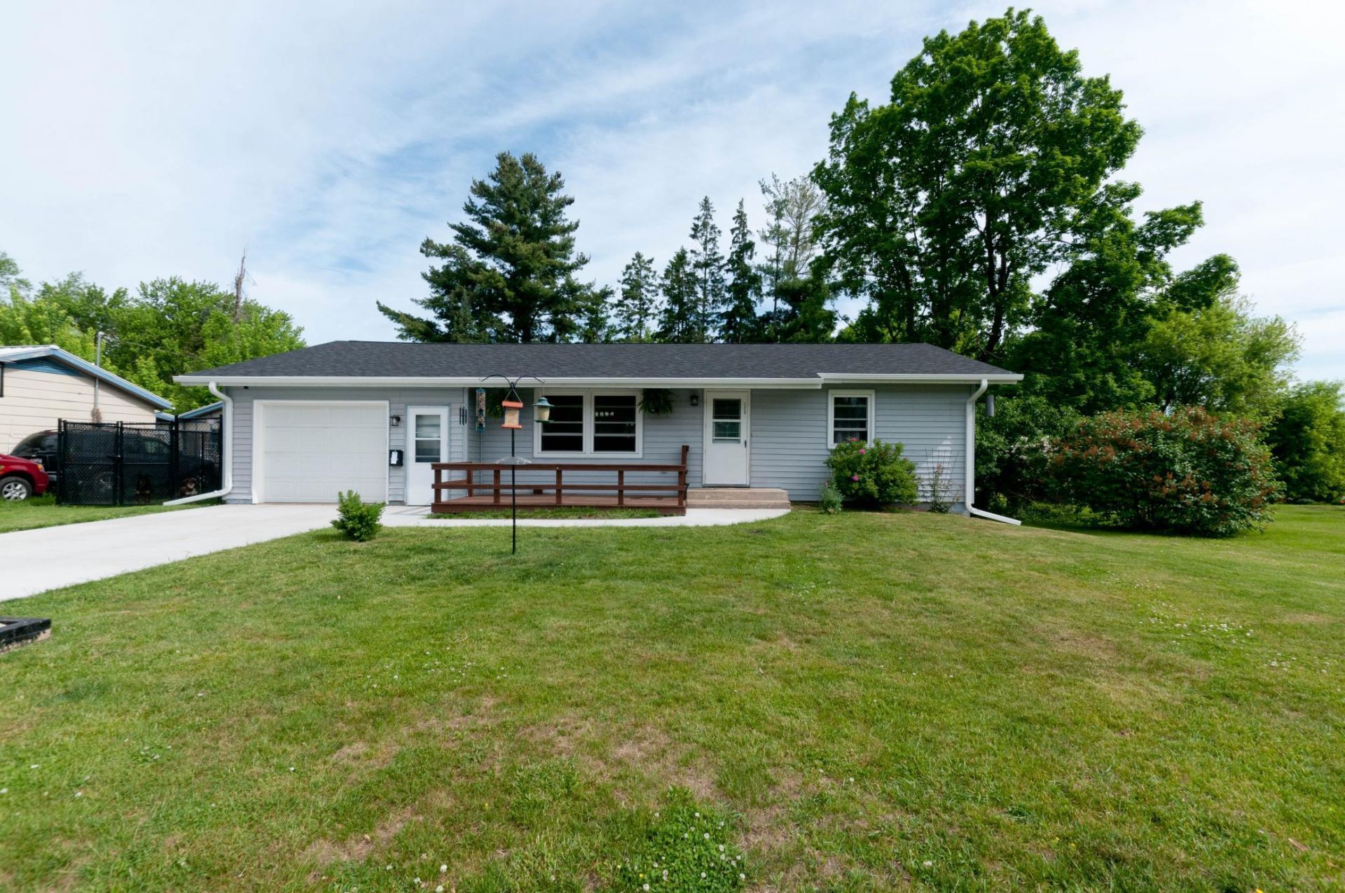 125 W Monroe Avenue , Barron, WI 54812