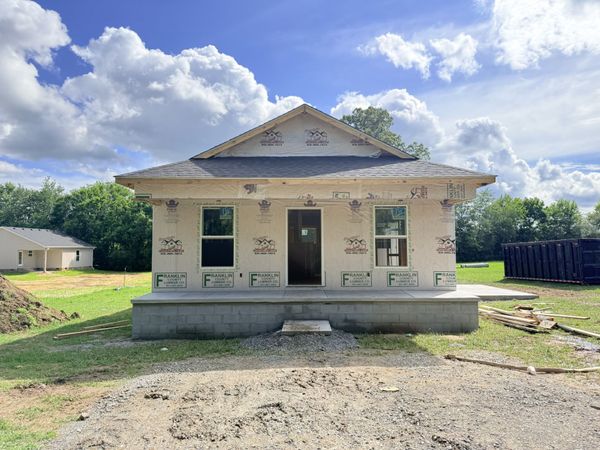 103 Hummingbird Dr , Tullahoma, TN 37388