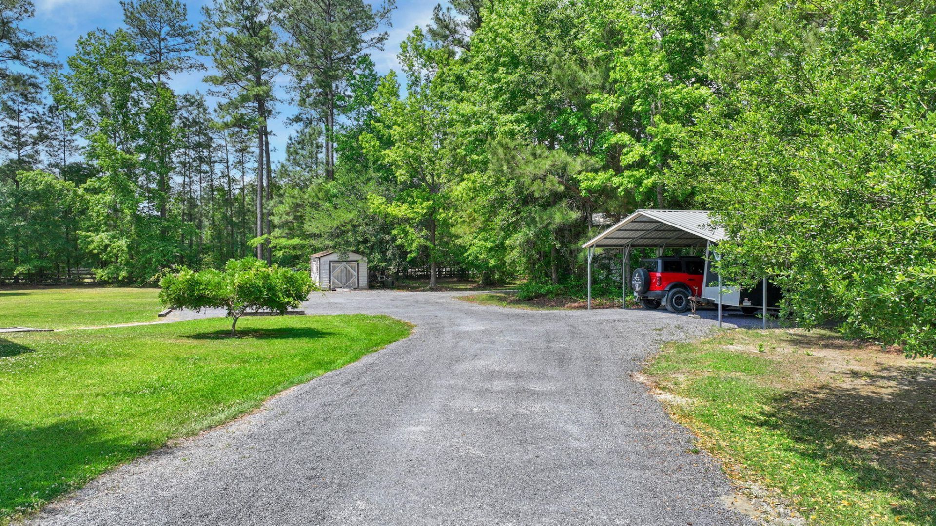 371 Broadleaf Drive Photo 12