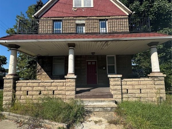 5924 Denison Avenue , Cleveland, OH 44102