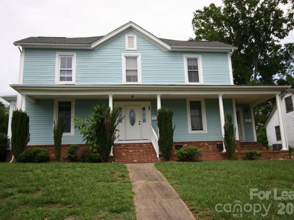 316 N Government Street , Lincolnton, NC 28092