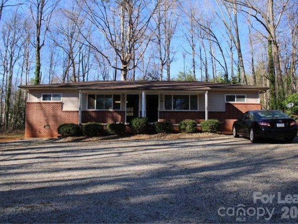 405 J Street E, Newton, NC 28658