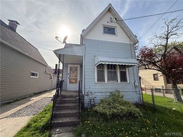 194 Halstead Avenue , Buffalo, NY 14212
