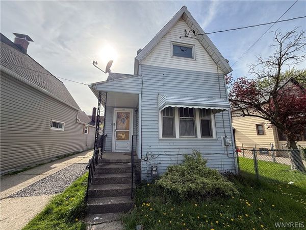 194 Halstead Avenue , Buffalo, NY 14212