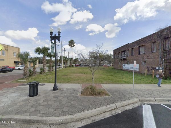 1651 MAIN Street N, Jacksonville, FL 32206