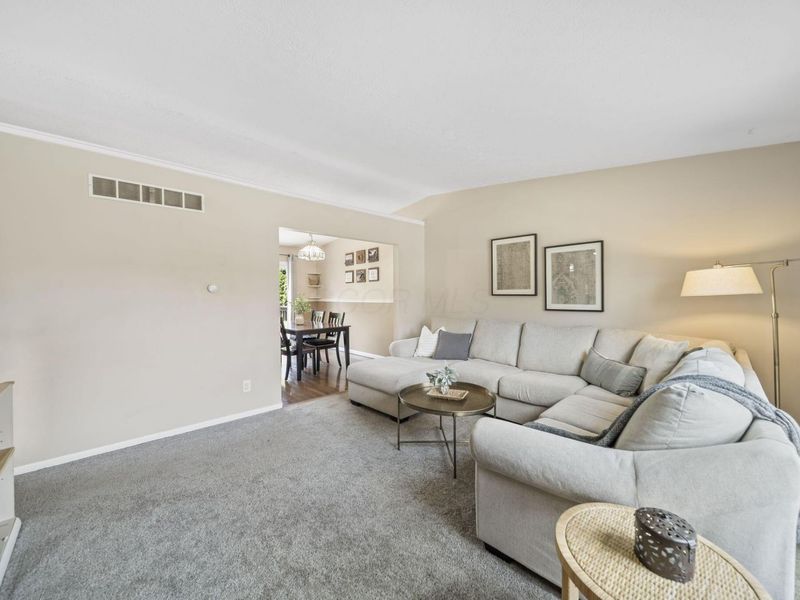 3608 Cypress Creek Drive, Columbus, OH 43228 Photo 10